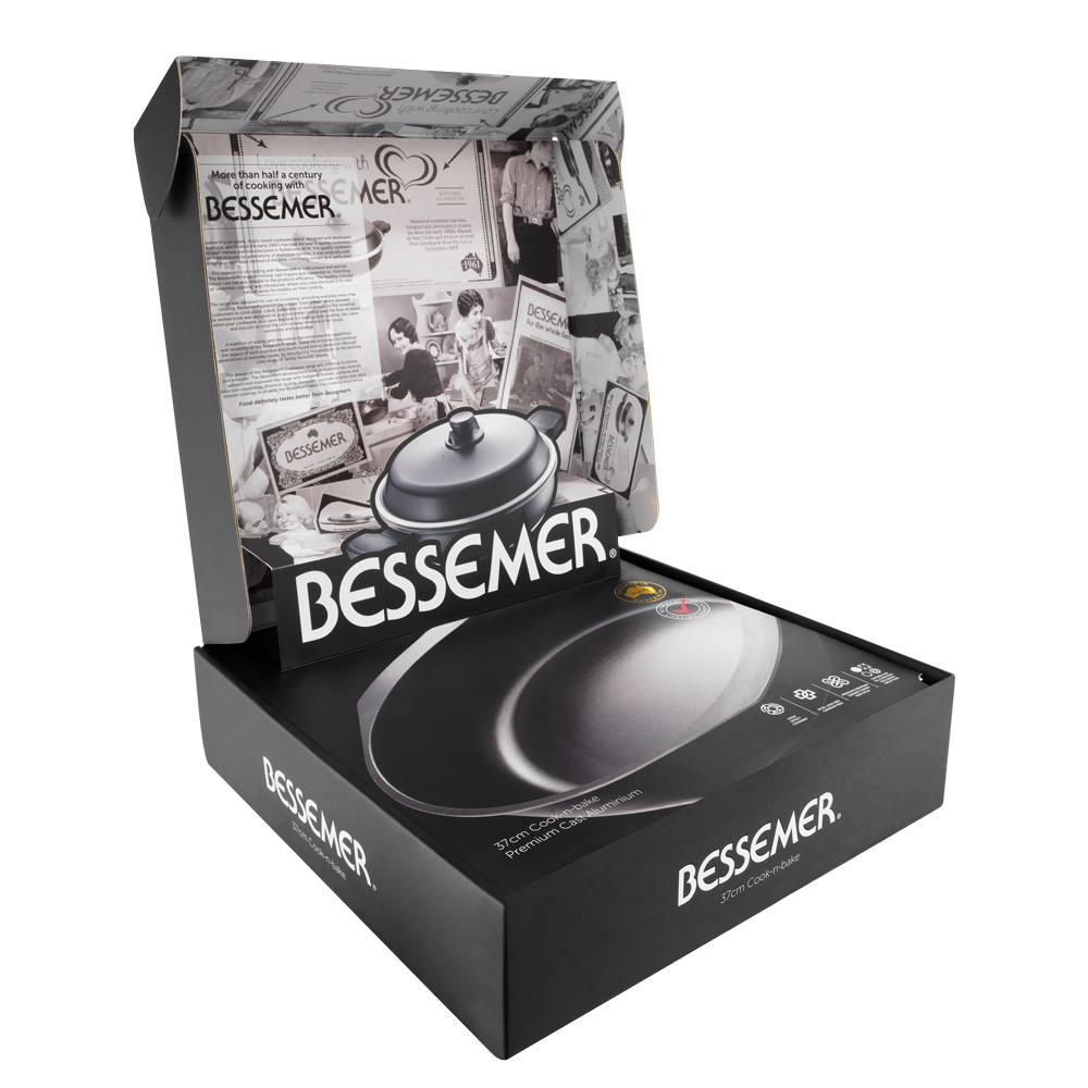 Bessemer Black Round Cook n Bake 37cm