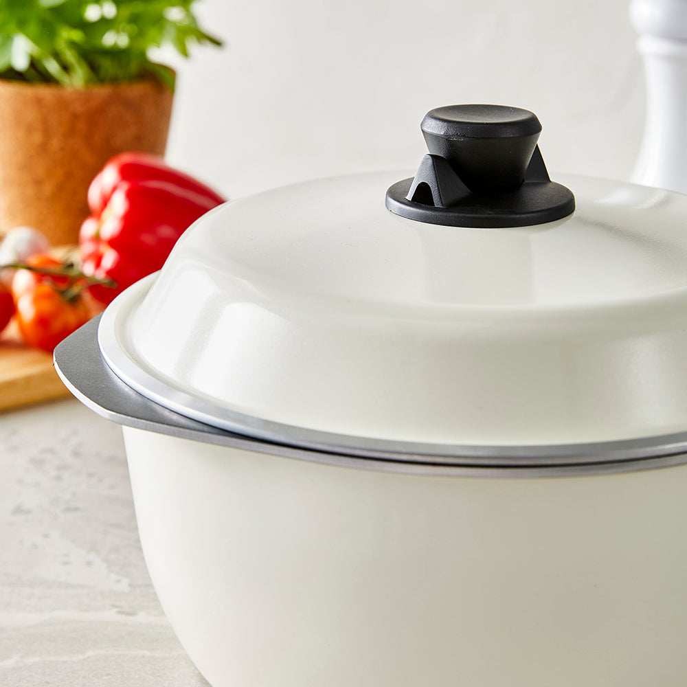 Bessemer Stone Casserole 28cm