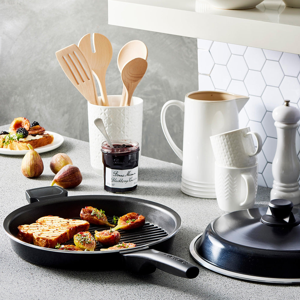 Bessemer Black Grill Pan 32cm