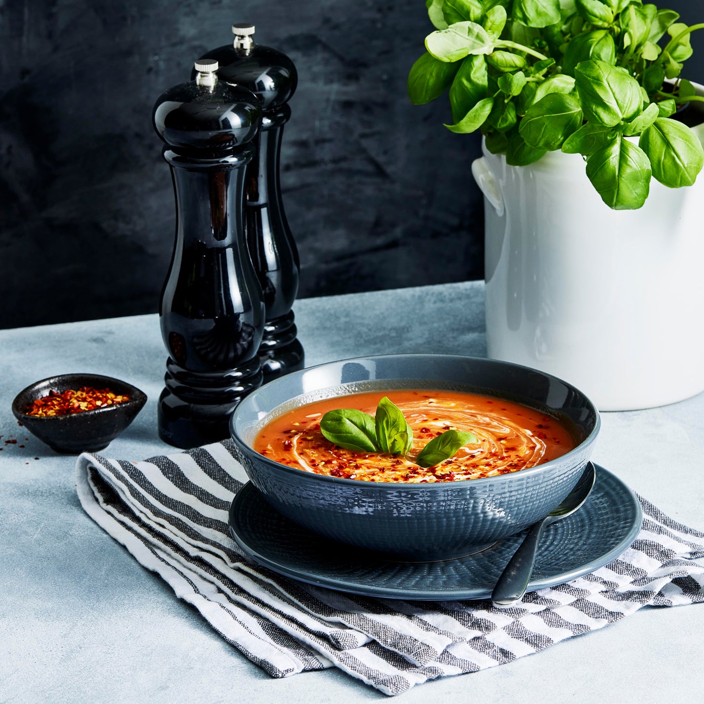 Bessemer Black Saucepan 20cm
