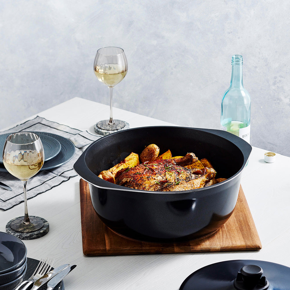 Bessemer Black Casserole 37cm
