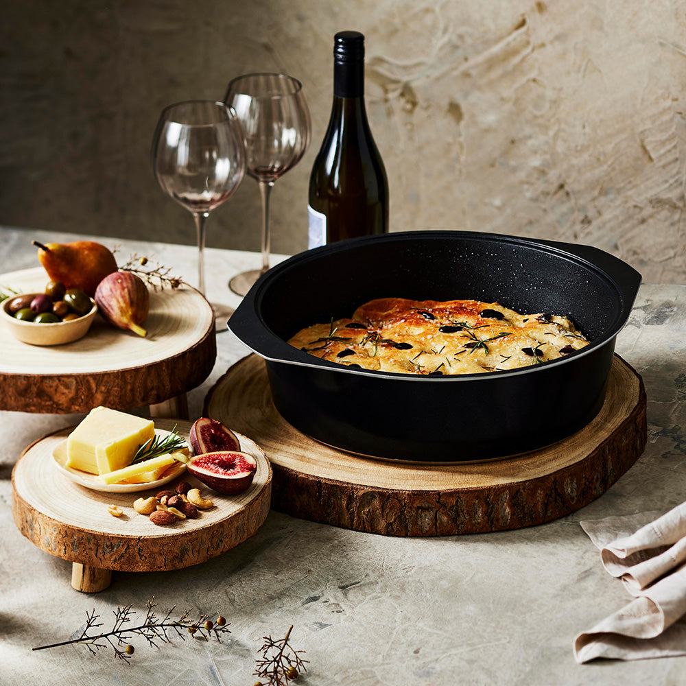 Bessemer Black Dutch Oven 32cm