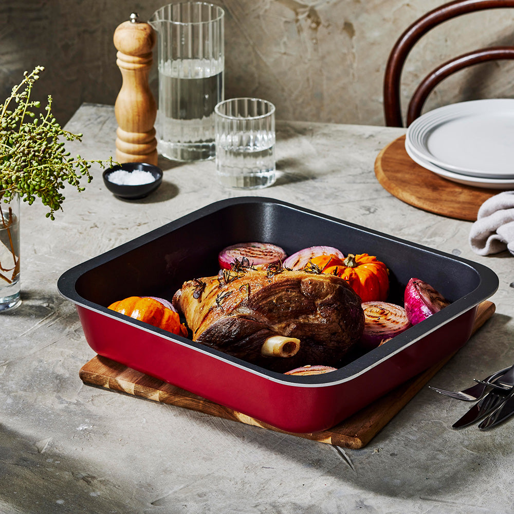 Bessemer Red Roaster 40cm