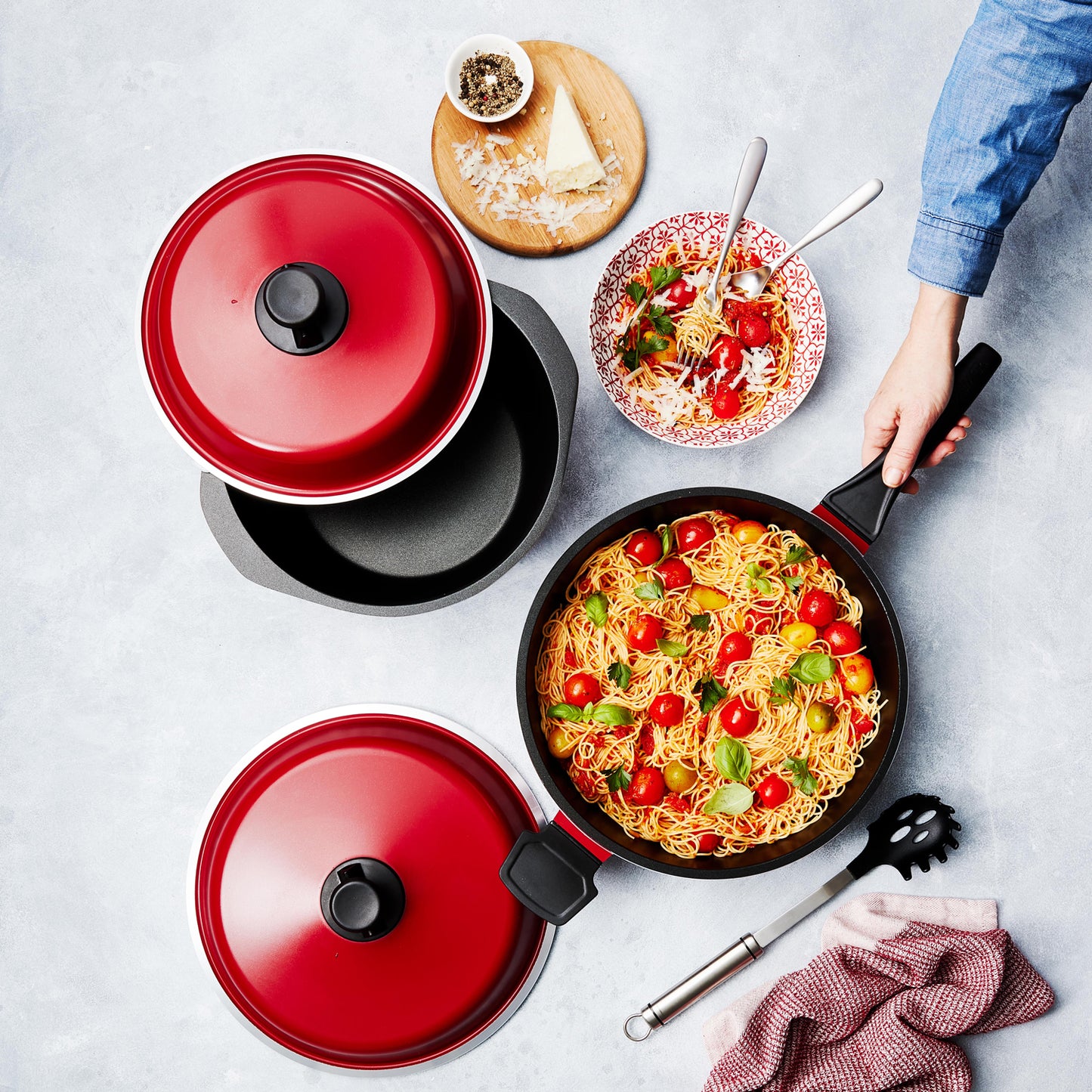 Bessemer Red 4 Piece Assorted Cookware Set