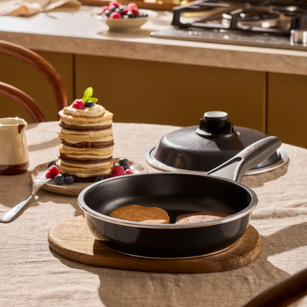 Bessemer Black Frypan 24cm