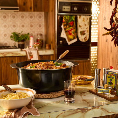 Bessemer Black Casserole 37cm