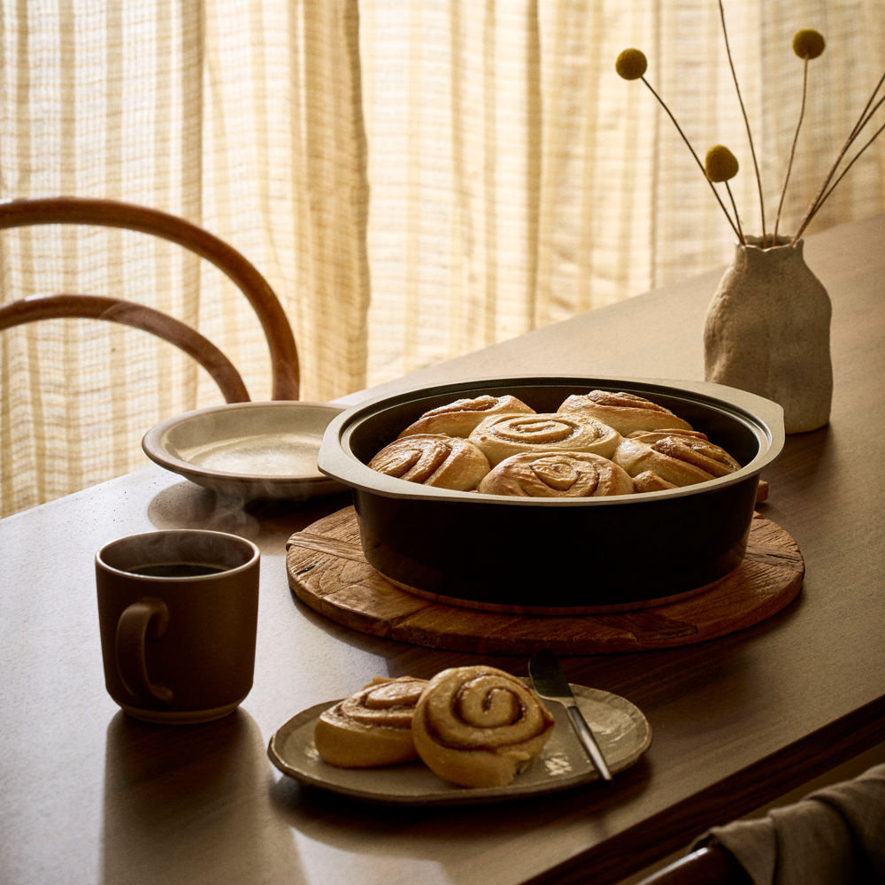 Bessemer Black Dutch Oven 28cm