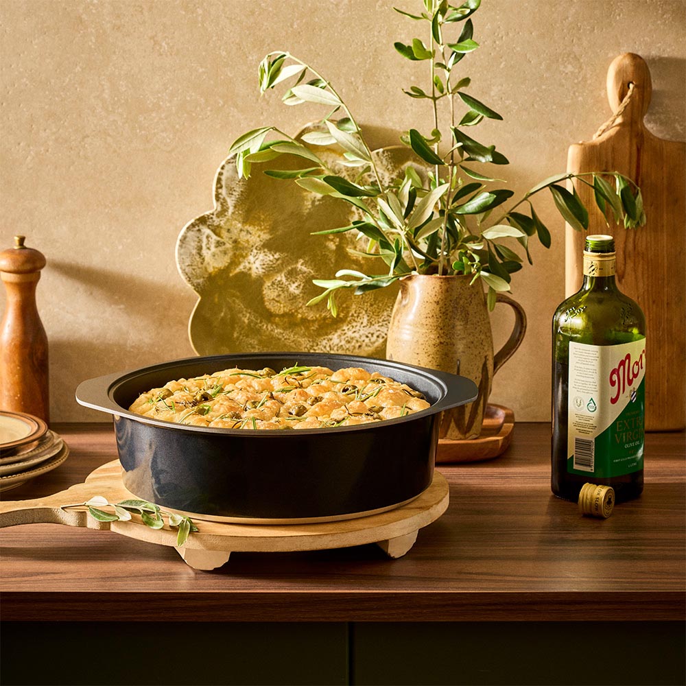 Bessemer Black Dutch Oven 32cm