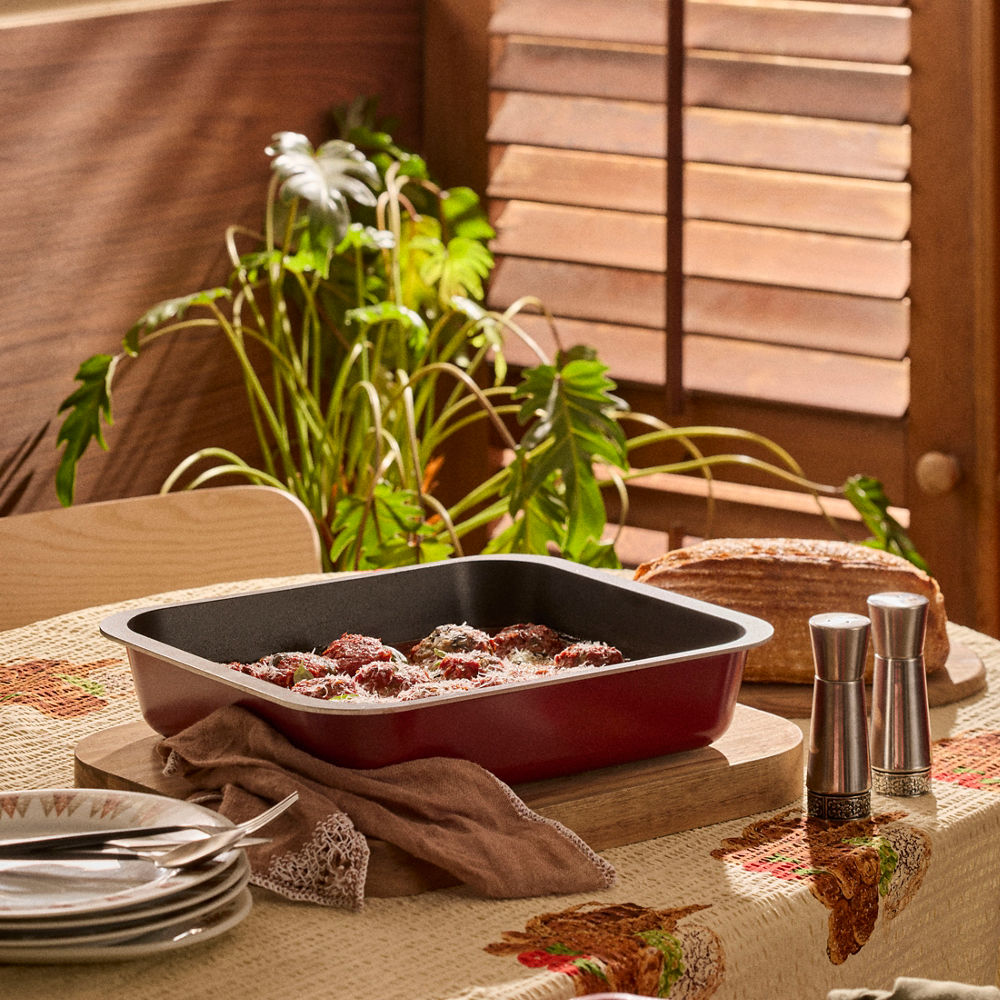 Bessemer Red Roaster 40cm