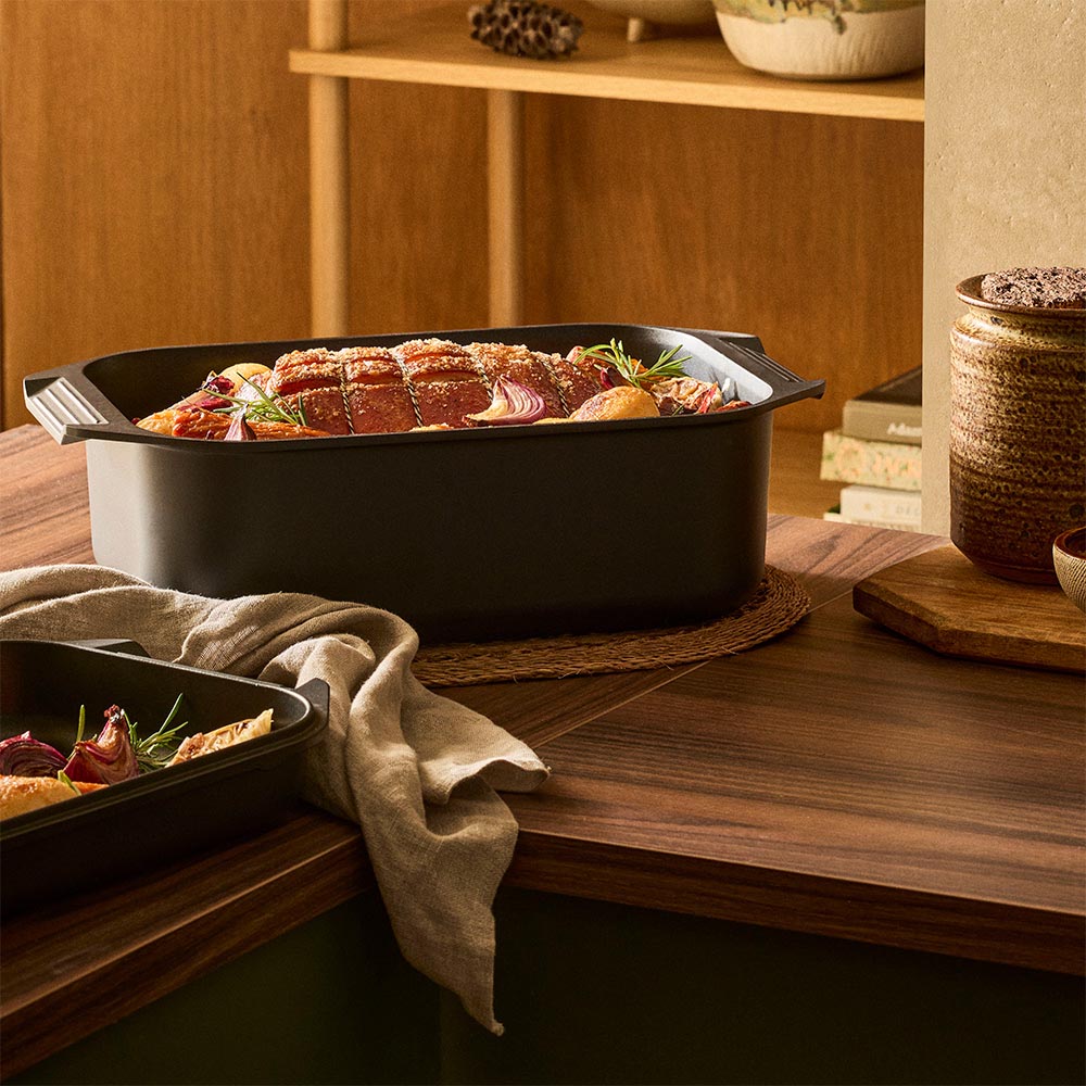 Bessemer Black Non Stick Roaster & Grill 34cm