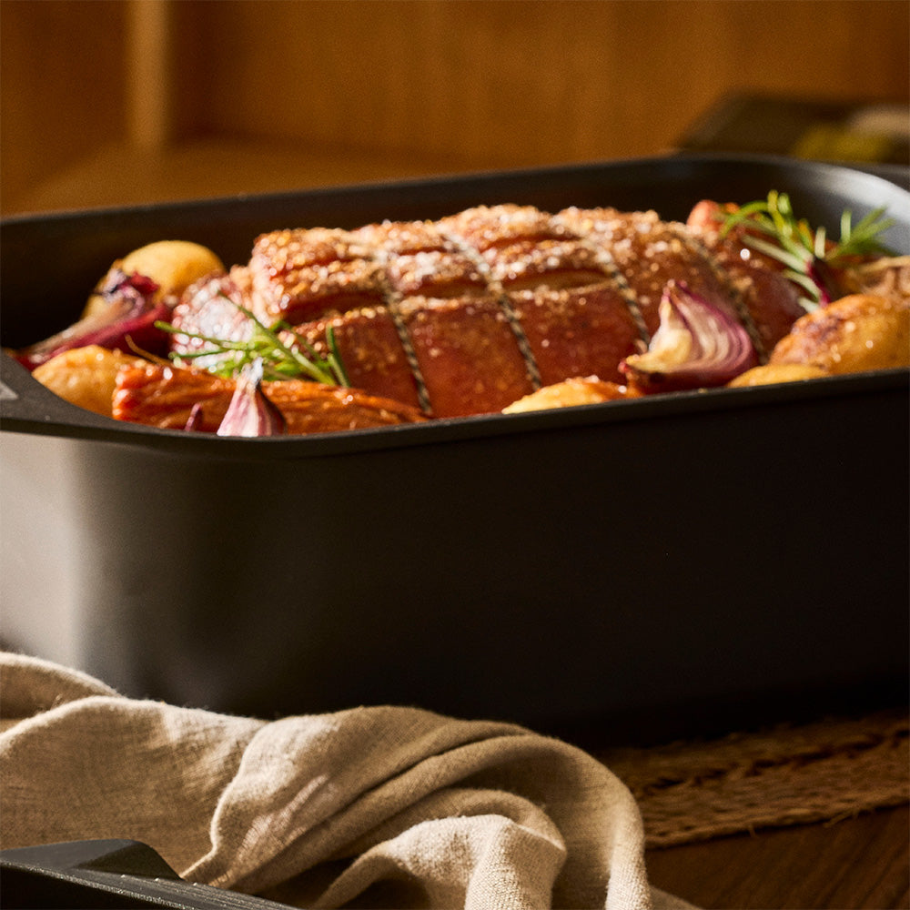 Bessemer Black Non Stick Roaster & Grill 34cm